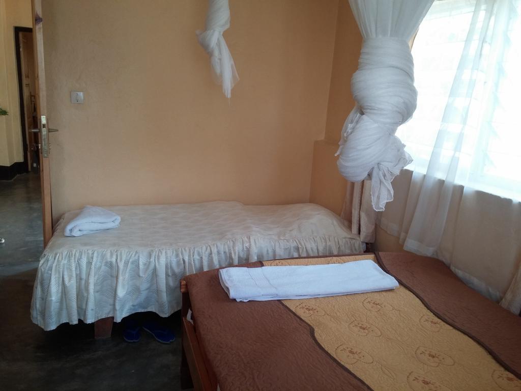 Home Saint Jean Kibuye Εξωτερικό φωτογραφία